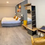 아파트호텔 Aparthotel Neumuenster City