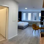 Aparthotel Neumuenster City 아파트호텔 노이뮌스터