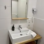 Aparthotel Neumuenster City 아파트호텔 노이뮌스터