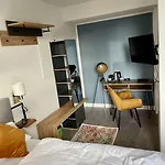 Aparthotel Neumuenster City 노이뮌스터