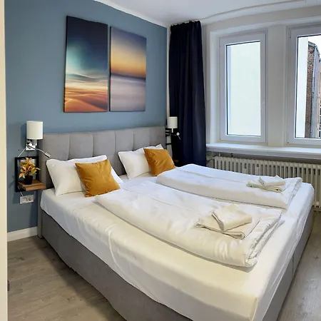 Aparthotel Neumuenster City 3*