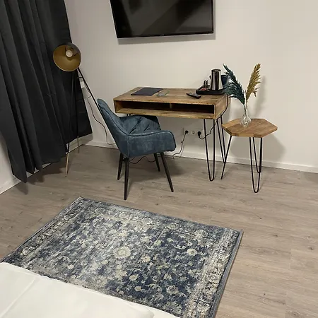 Aparthotel Neumuenster City Apart-hotel 3*