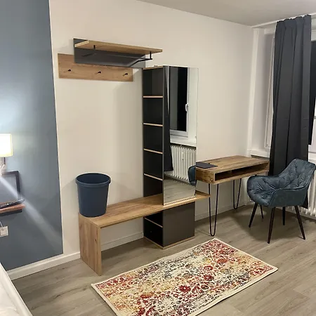 Aparthotel Neumuenster City 3*