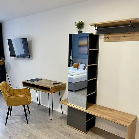 Aparthotel Neumuenster City 3*